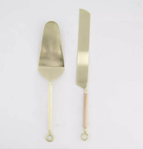 New Age Cake Server Set - Gold - <p style='text-align: center;'>R 150</p>
